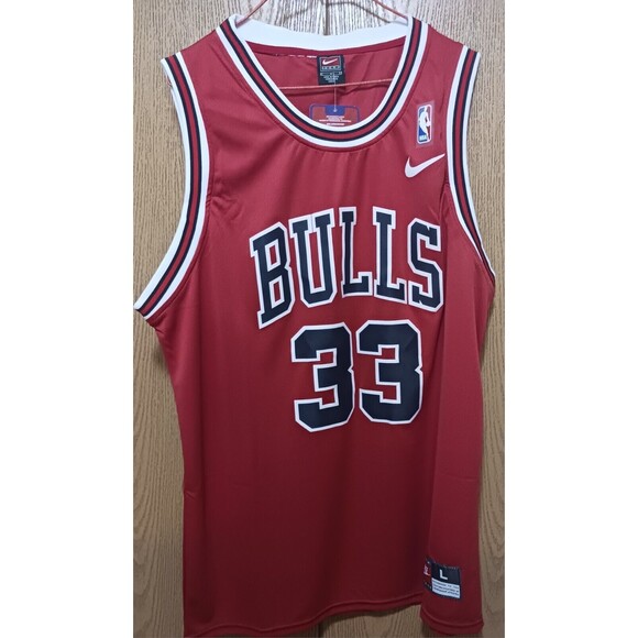 Scottie Pippen (Nike)-(Bulls)-(Jersey)-(Red)-(New)-(Size L)-$90.00 - Picture 3 of 10